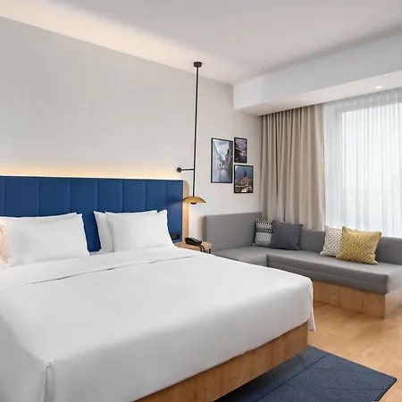 Hilton Garden Hotel 4*